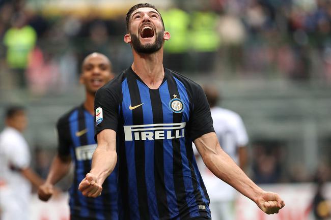 冲刺阶段意甲传出新动向；迈阿密热火迎来里程碑；管理层表态——底气十足；阵容厚度经受考验的简单介绍